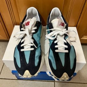 New Balance 327 Women’s Sneakers US Size 6.5
